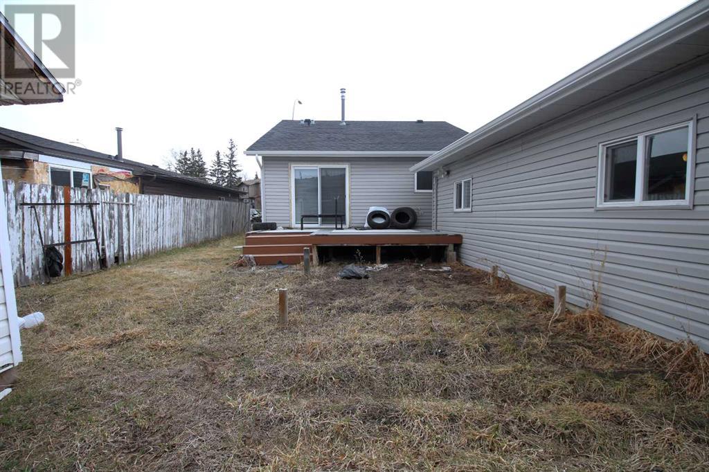 11 Falshire Drive Ne, Calgary, Alberta  T3J 1P7 - Photo 24 - A2213178