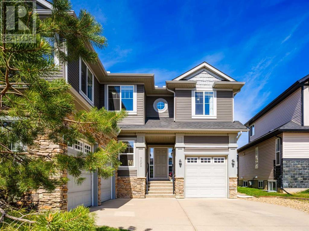 702 Canoe Avenue Sw, Airdrie, Alberta  T4B 3K5 - Photo 2 - A2219777