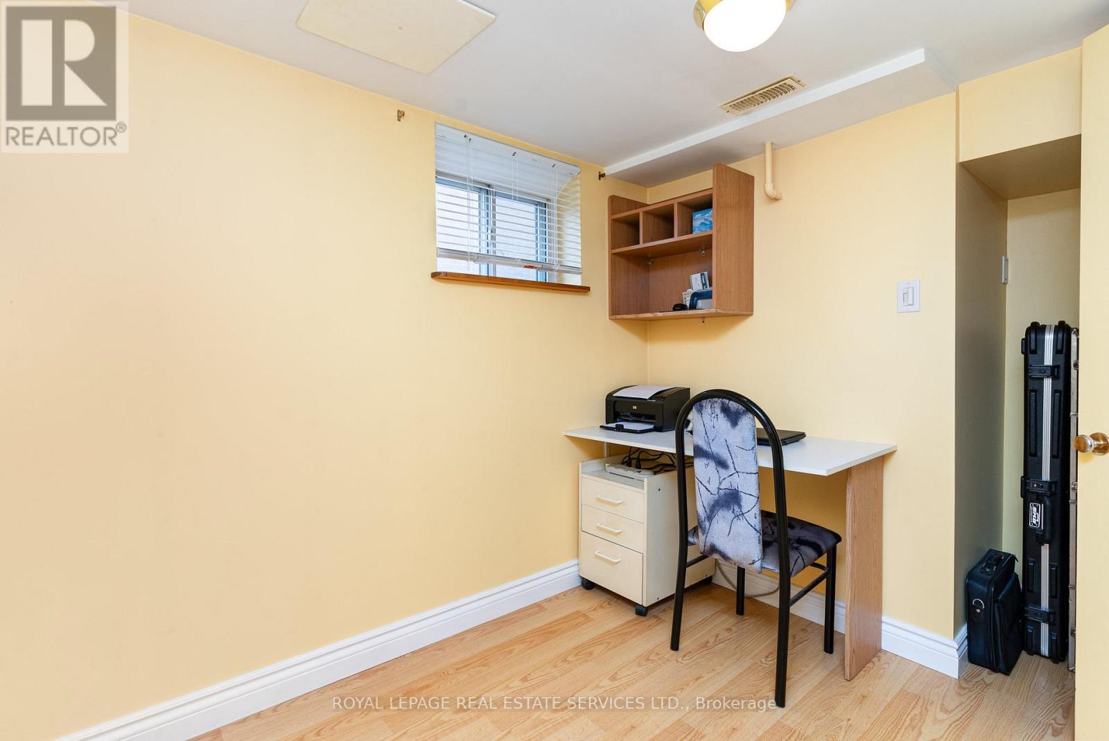 62 Nash Drive, Toronto, Ontario  M3M 2L5 - Photo 23 - W12152680