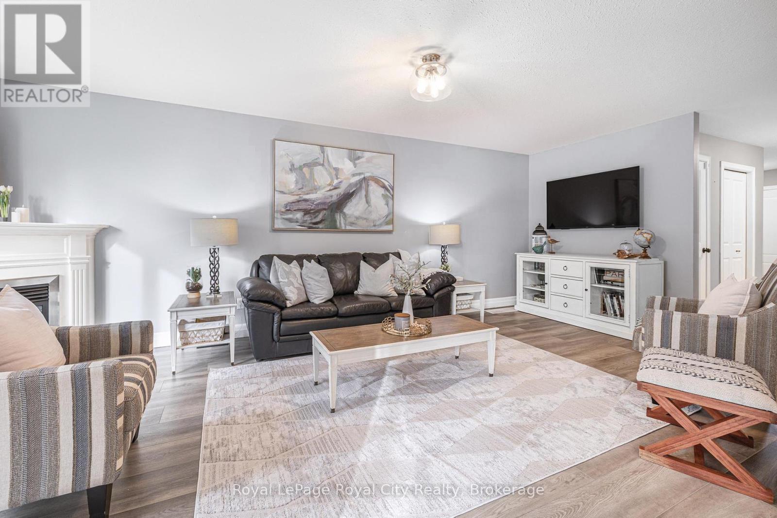 38 Marshall Drive, Guelph, Ontario  N1E 0K7 - Photo 11 - X12118431