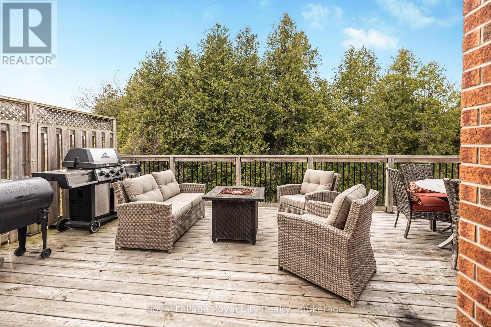 38 Marshall Drive, Guelph, Ontario  N1E 0K7 - Photo 8 - X12118431