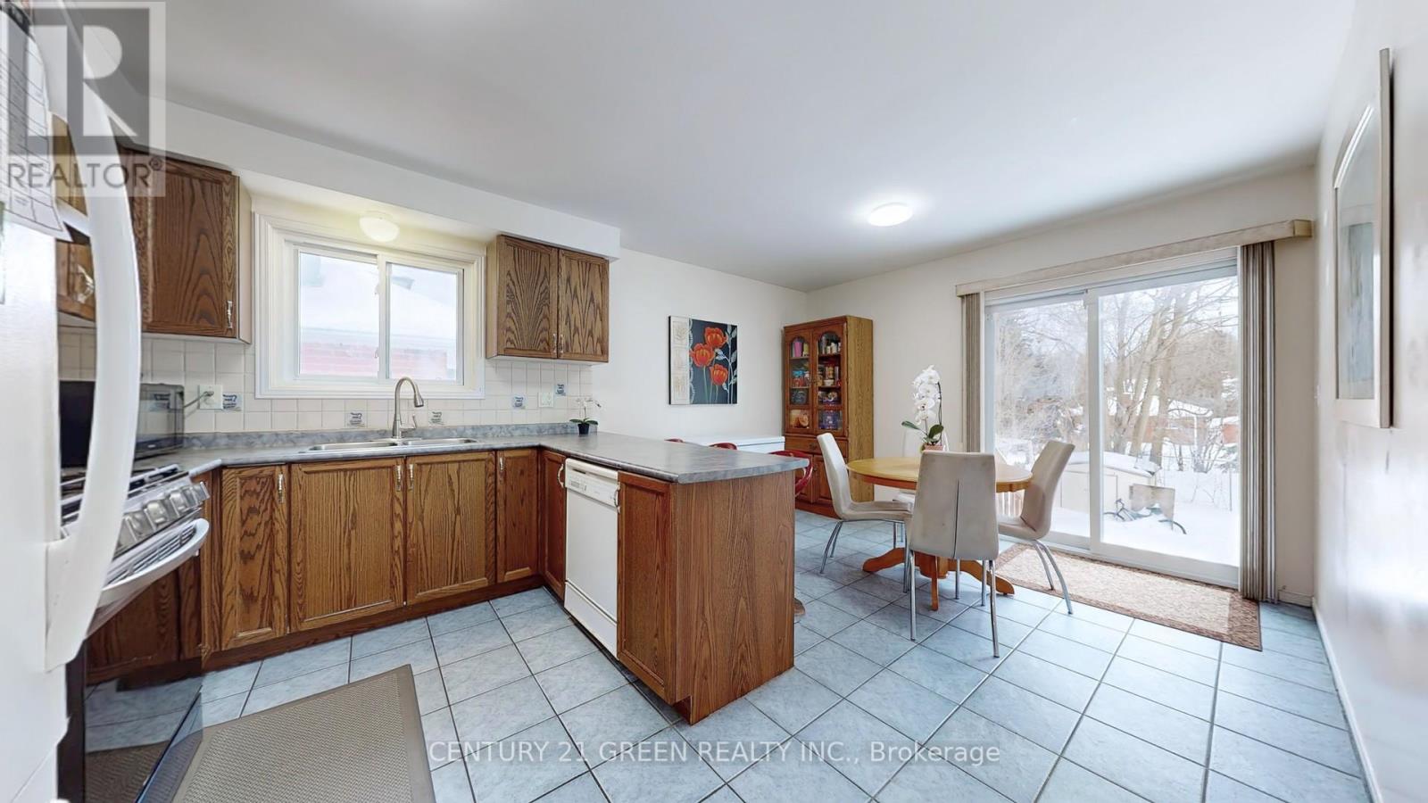 191 Carroll Crescent, Cobourg, Ontario  K9A 5P7 - Photo 8 - X12152676