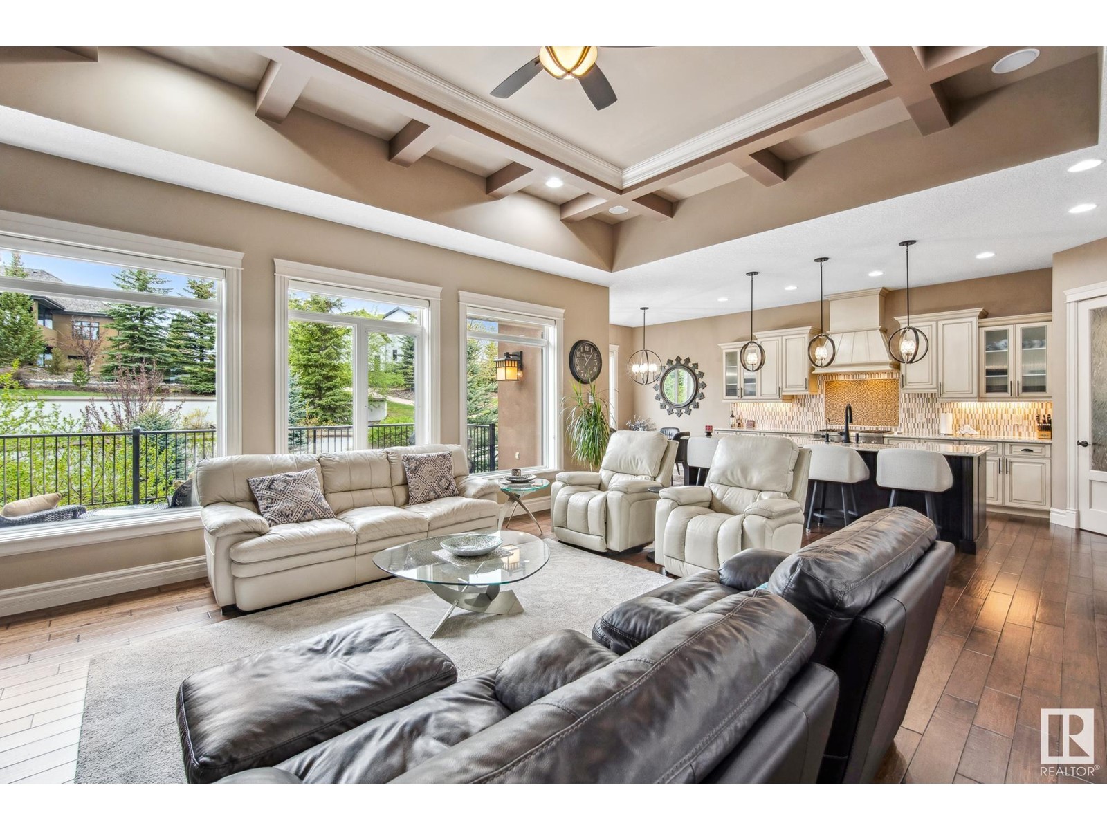 Property at 112 RIVERSTONE DR image 2