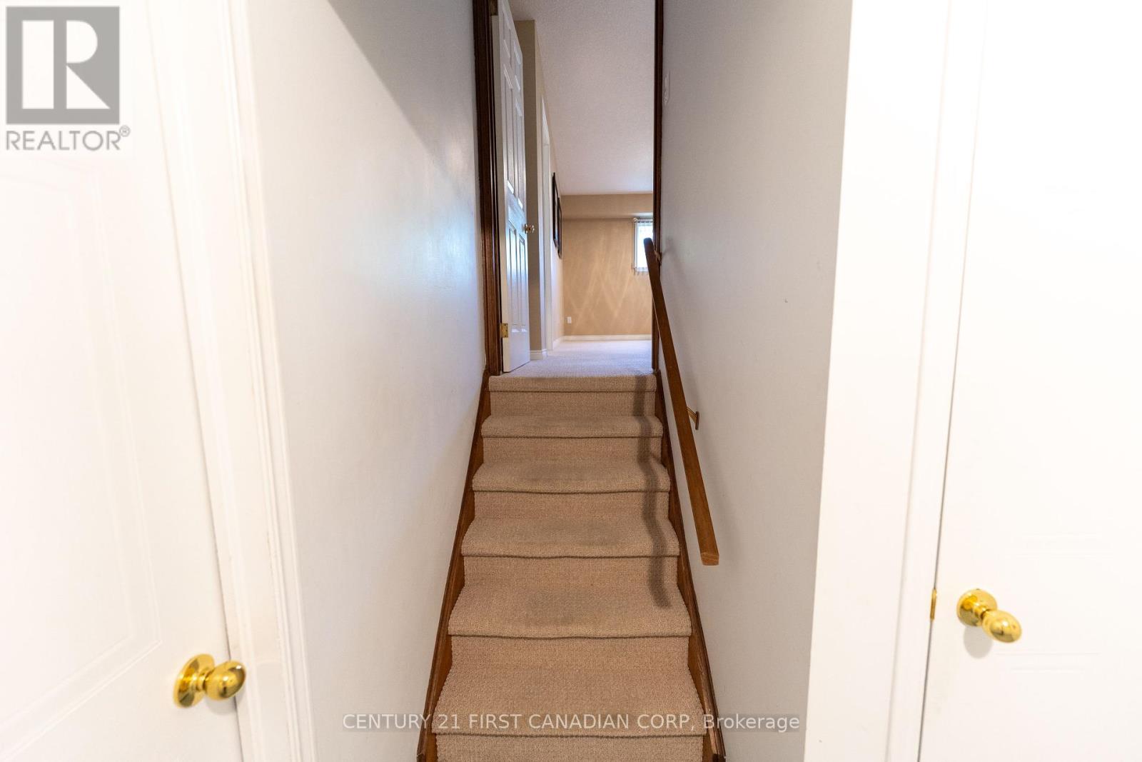 27 Golfview Crescent, London South, Ontario  N6C 5N2 - Photo 26 - X12149980
