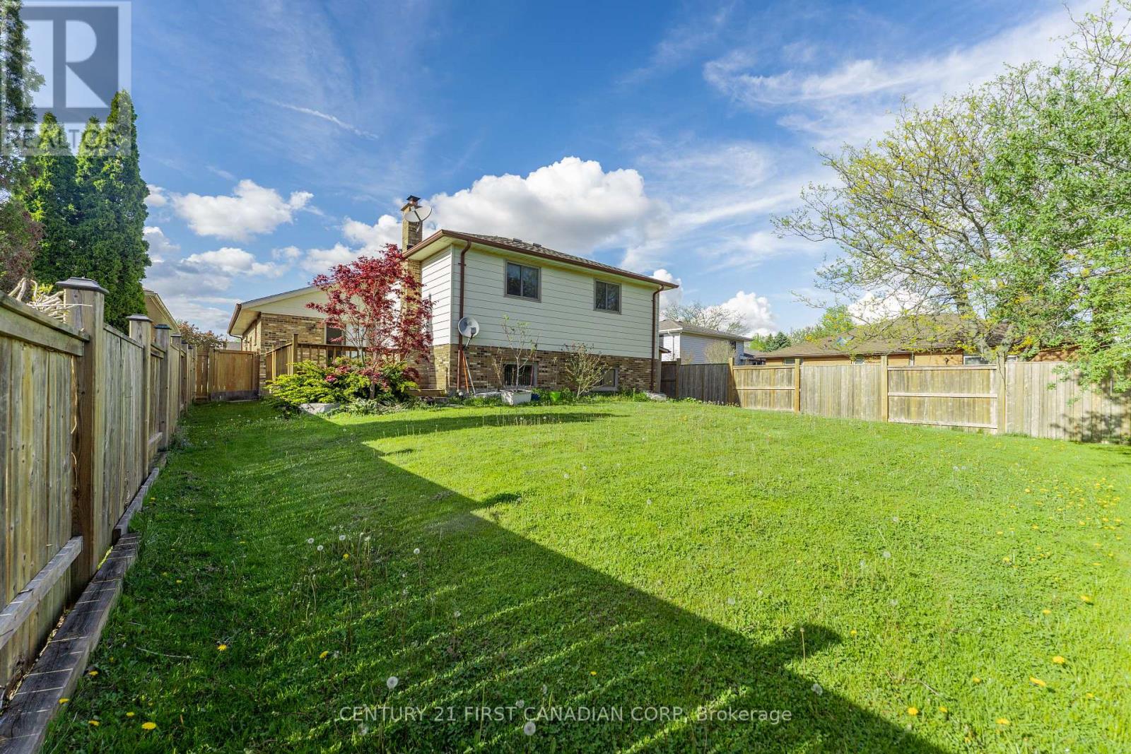 27 Golfview Crescent, London South, Ontario  N6C 5N2 - Photo 44 - X12149980