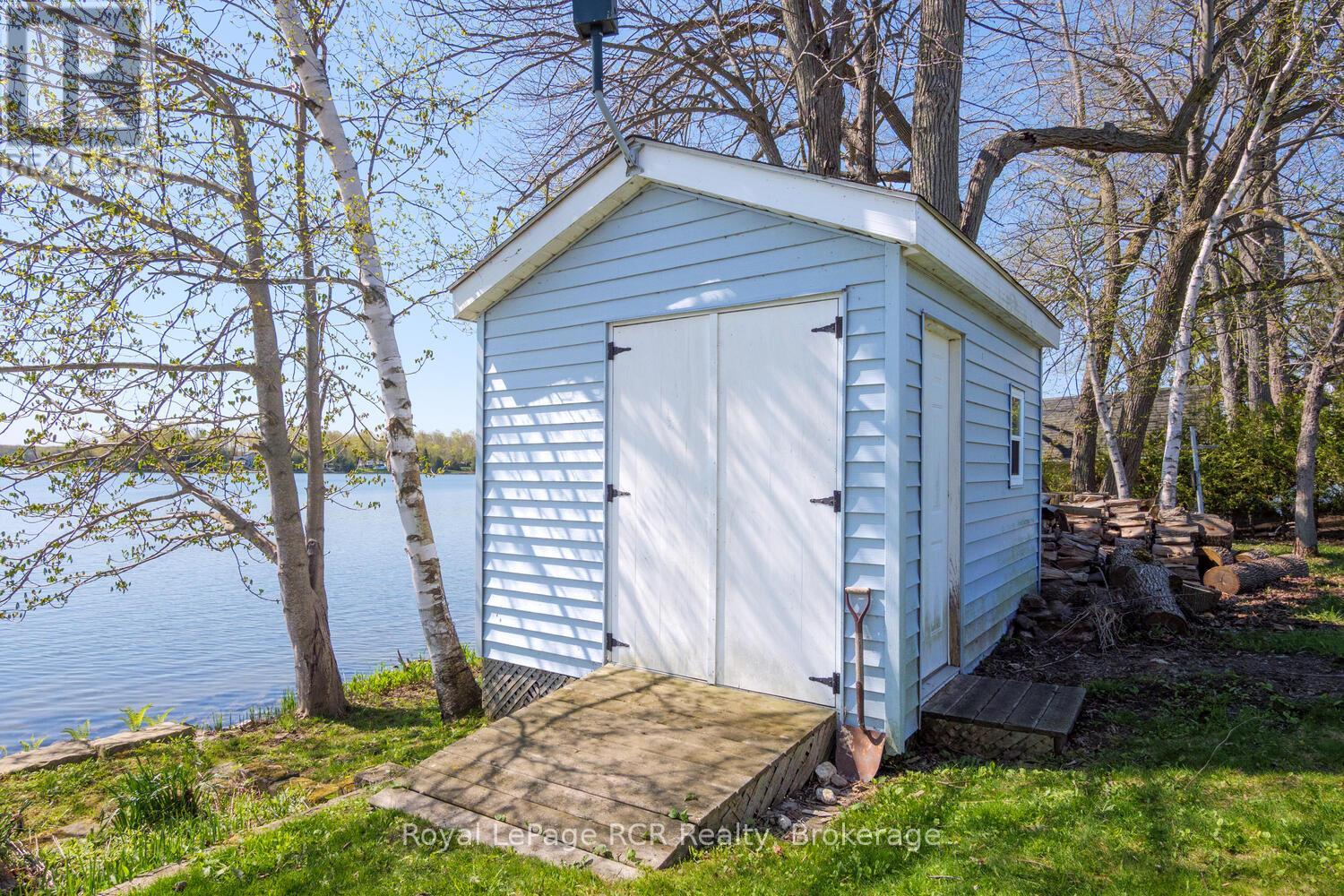 41 Lilac Lane, South Bruce Peninsula, Ontario N0H 1A0 - Photo 46 - X12152707