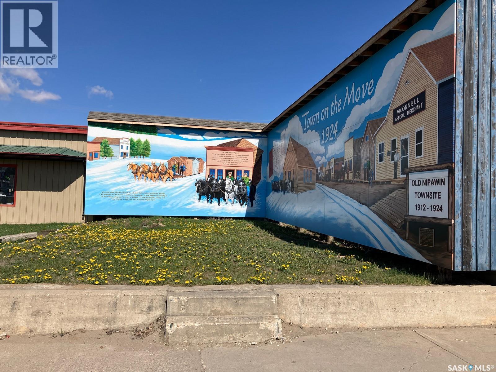 215 1st Avenue W, Nipawin, Saskatchewan  S0E 1E0 - Photo 2 - SK992219