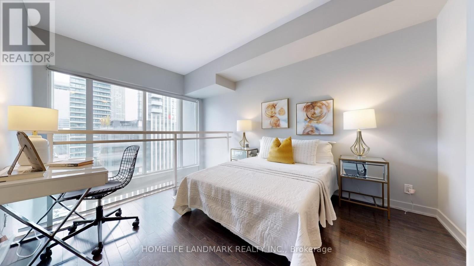 Lph28 - 21 Nelson Street, Toronto, Ontario  M5V 3H9 - Photo 12 - C12152699