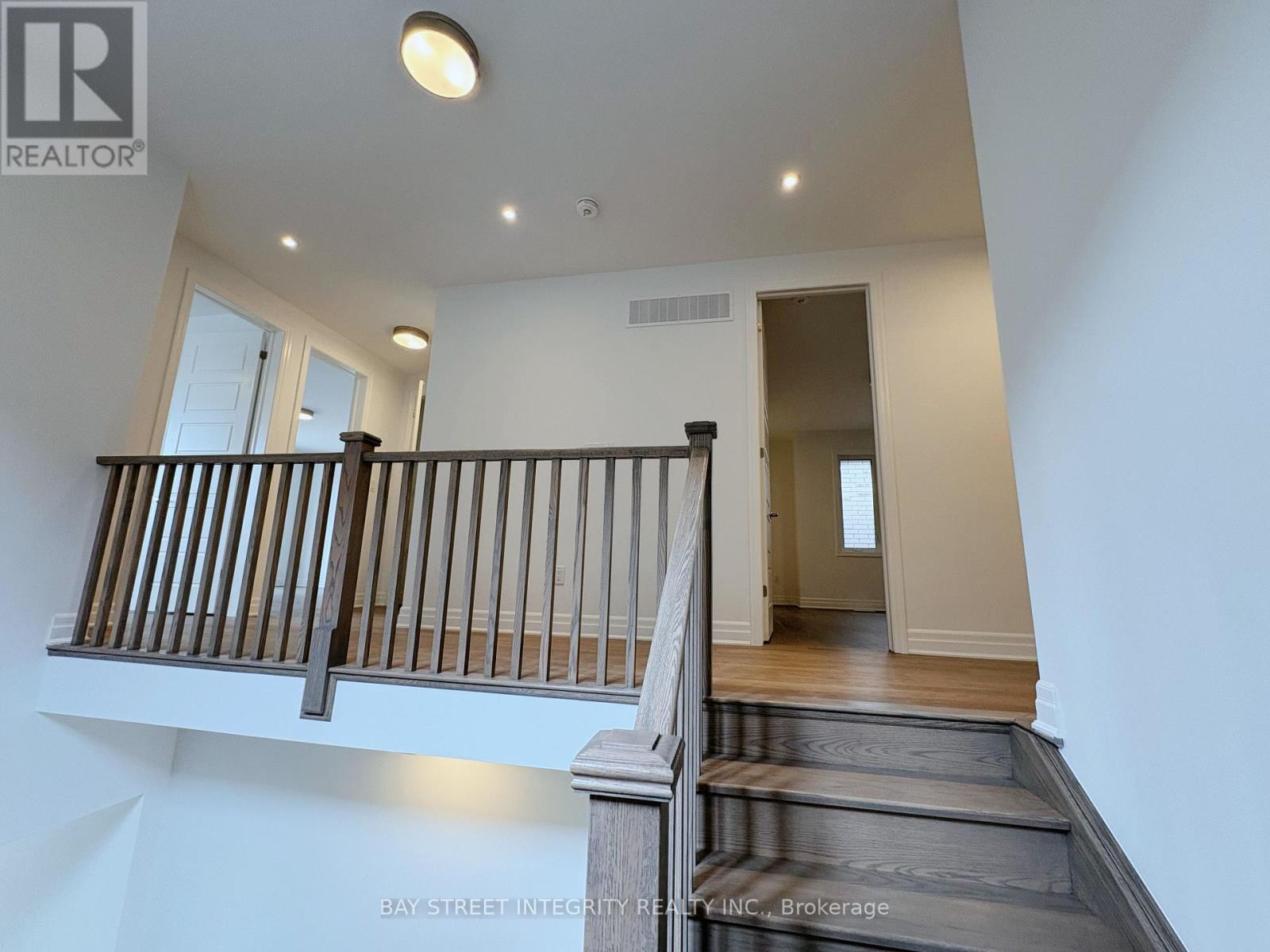 6 Spring Oak Crescent S, Markham, Ontario  L6C 1L2 - Photo 19 - N12144700
