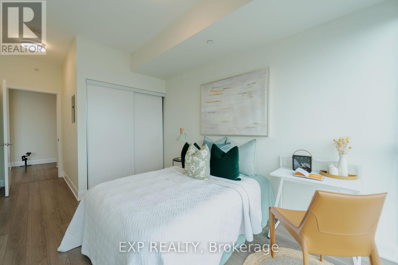 2803 - 2900 Highway 7 Road, Vaughan, Ontario  L4K 0G3 - Photo 12 - N12152723