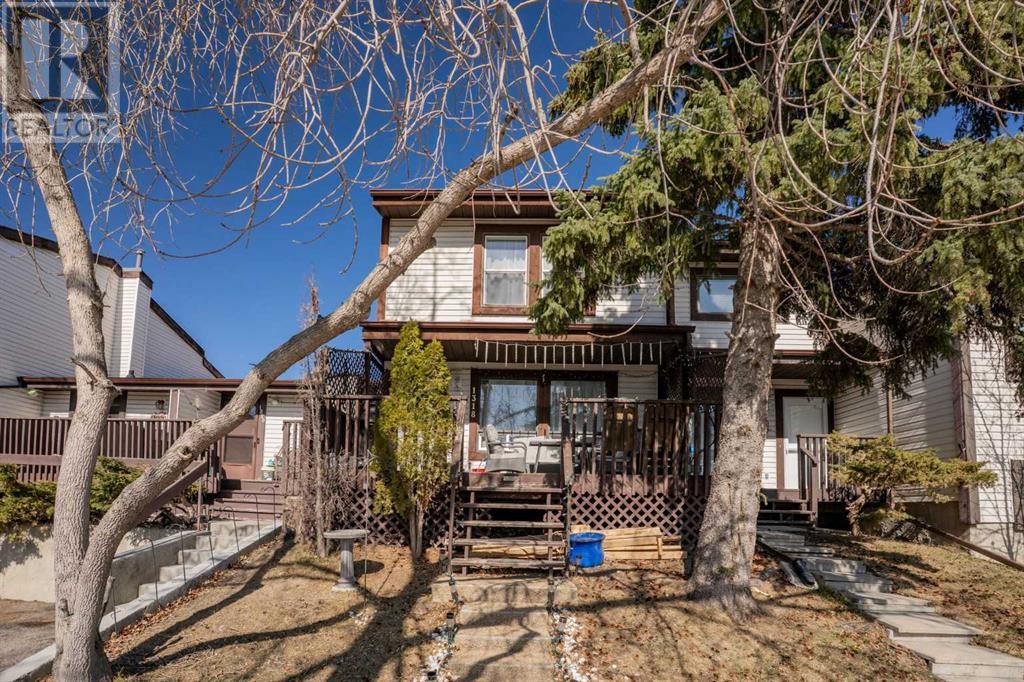 Property at 1318 Ranchlands Way NW image 1