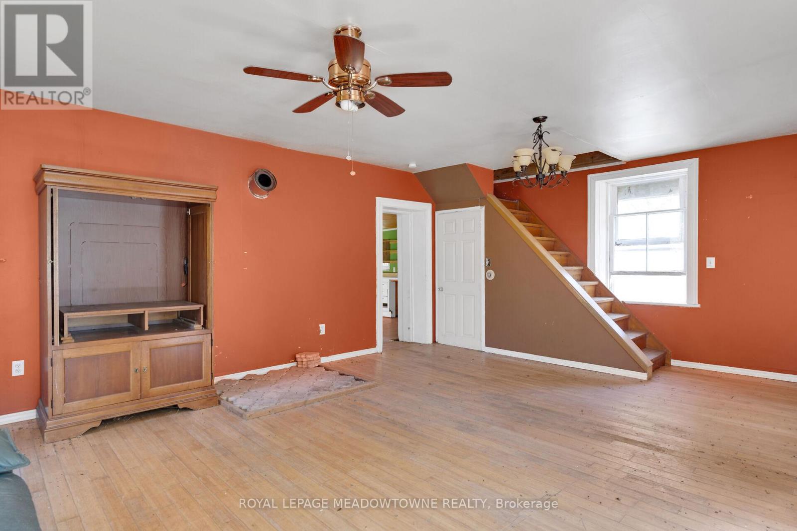 9414 First Line, Milton (Na Rural Nassagaweya), Ontario  L0P 1J0 - Photo 12 - W12152700