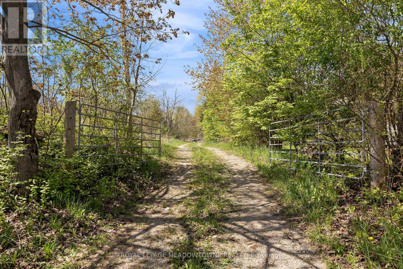 9414 First Line, Milton, Ontario  L0P 1J0 - Photo 3 - W12152700