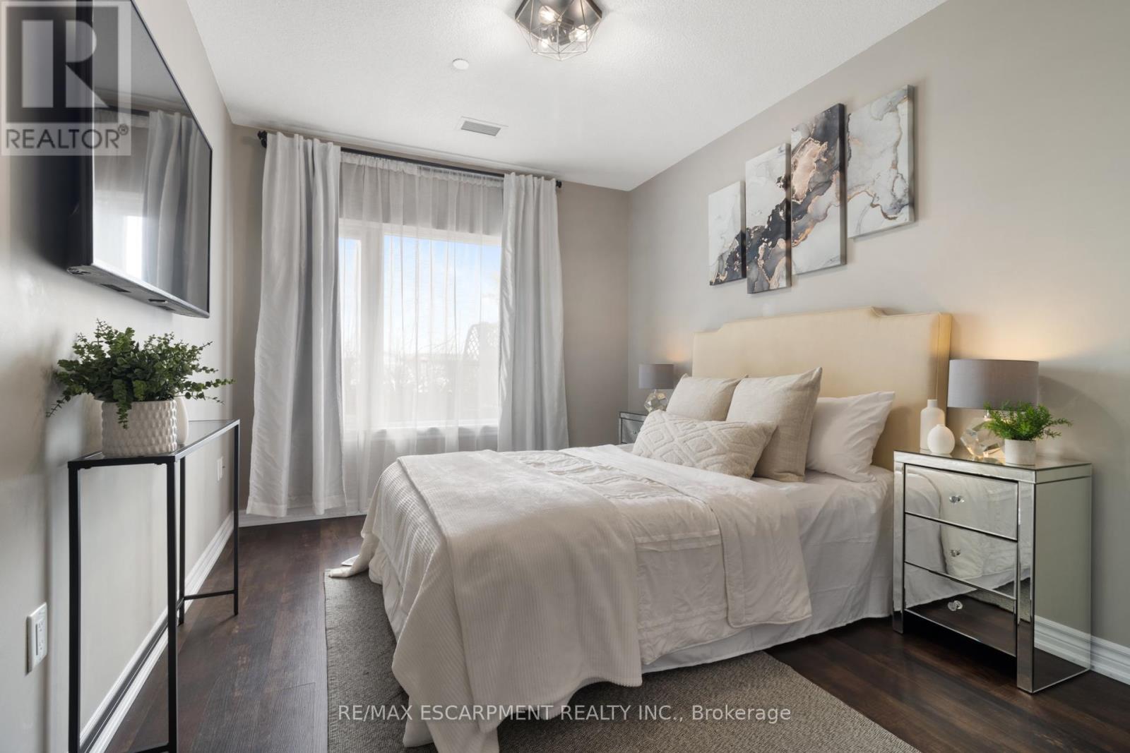 102 - 716 Main Street E, Milton, Ontario  L9T 3P6 - Photo 17 - W12152732