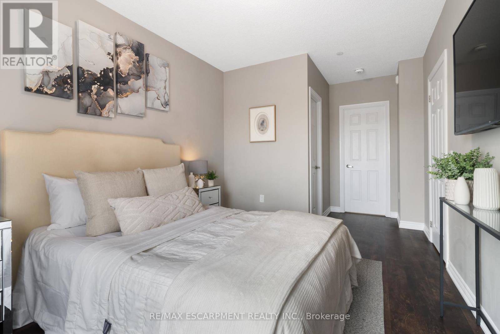102 - 716 Main Street E, Milton, Ontario  L9T 3P6 - Photo 18 - W12152732