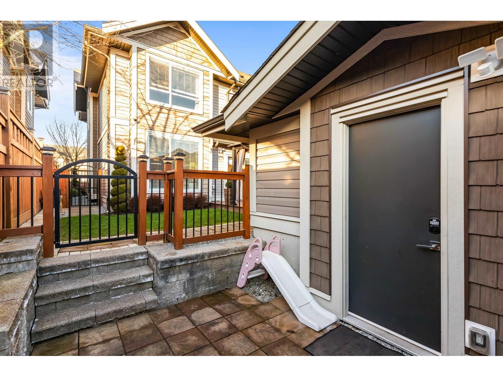 23942 Kanaka Way, Maple Ridge, British Columbia  V2W 0H7 - Photo 32 - R3000500