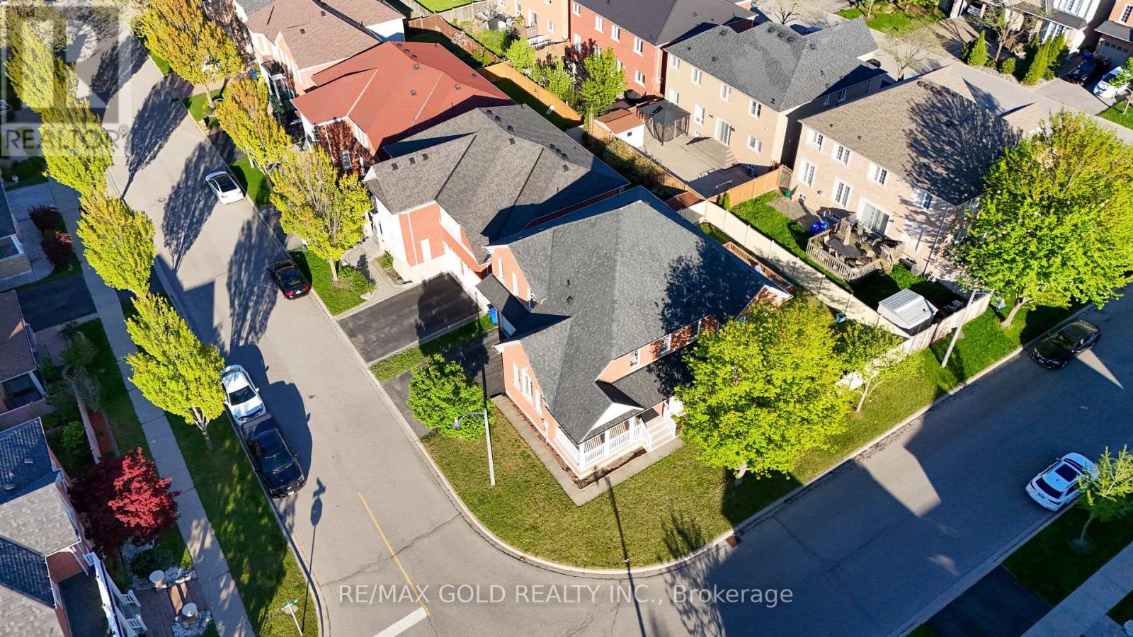 39 O'shea Crescent, Ajax, Ontario  L1T 4W7 - Photo 8 - E12150177