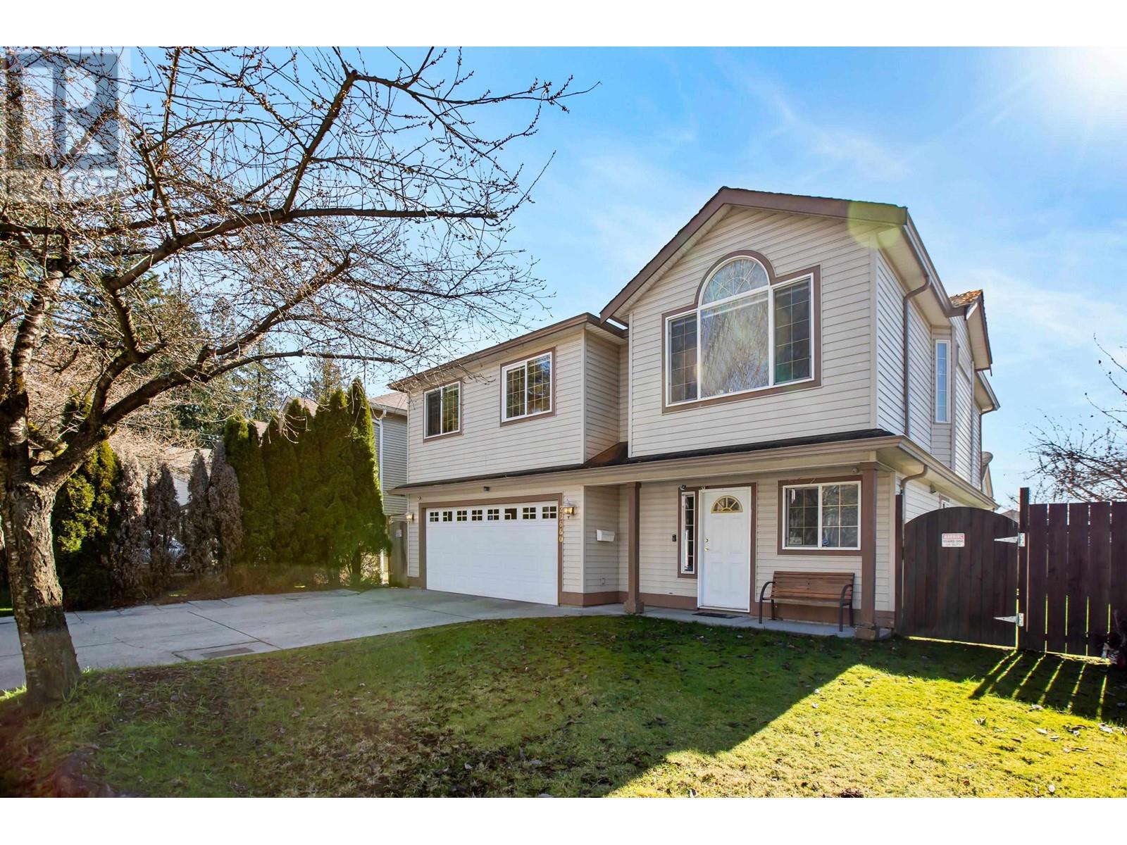 20660 THORNE AVENUE, Maple Ridge, British Columbia