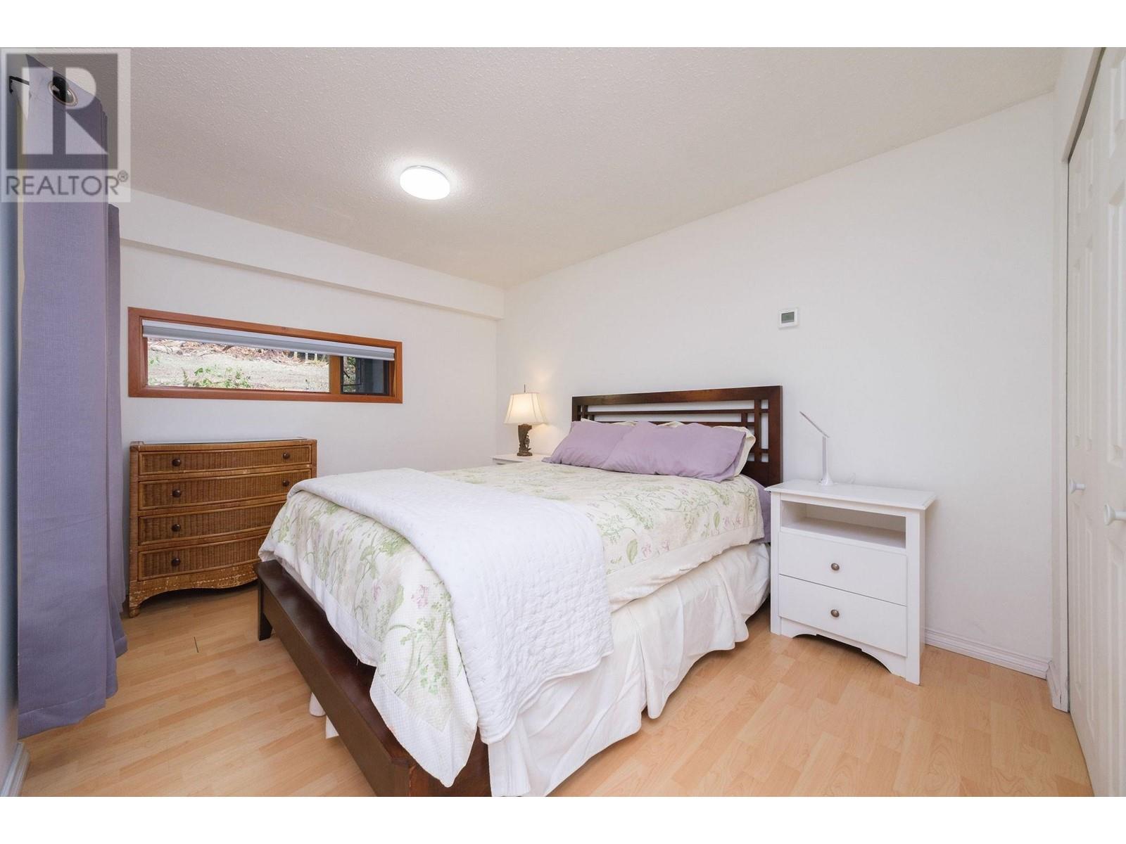 3318 Linwood Road, Roberts Creek, British Columbia  V0N 2W1 - Photo 20 - R3003607