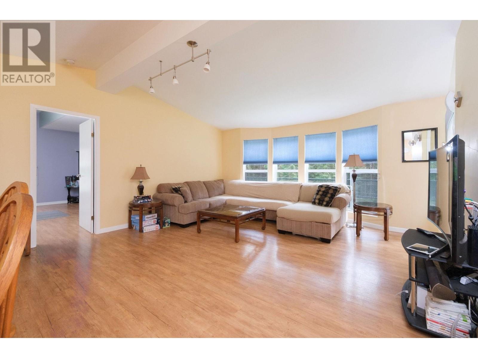 3318 Linwood Road, Roberts Creek, British Columbia  V0N 2W1 - Photo 38 - R3003607