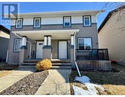 97 Bowman Circle E Beacon Hill, Sylvan Lake, Ca