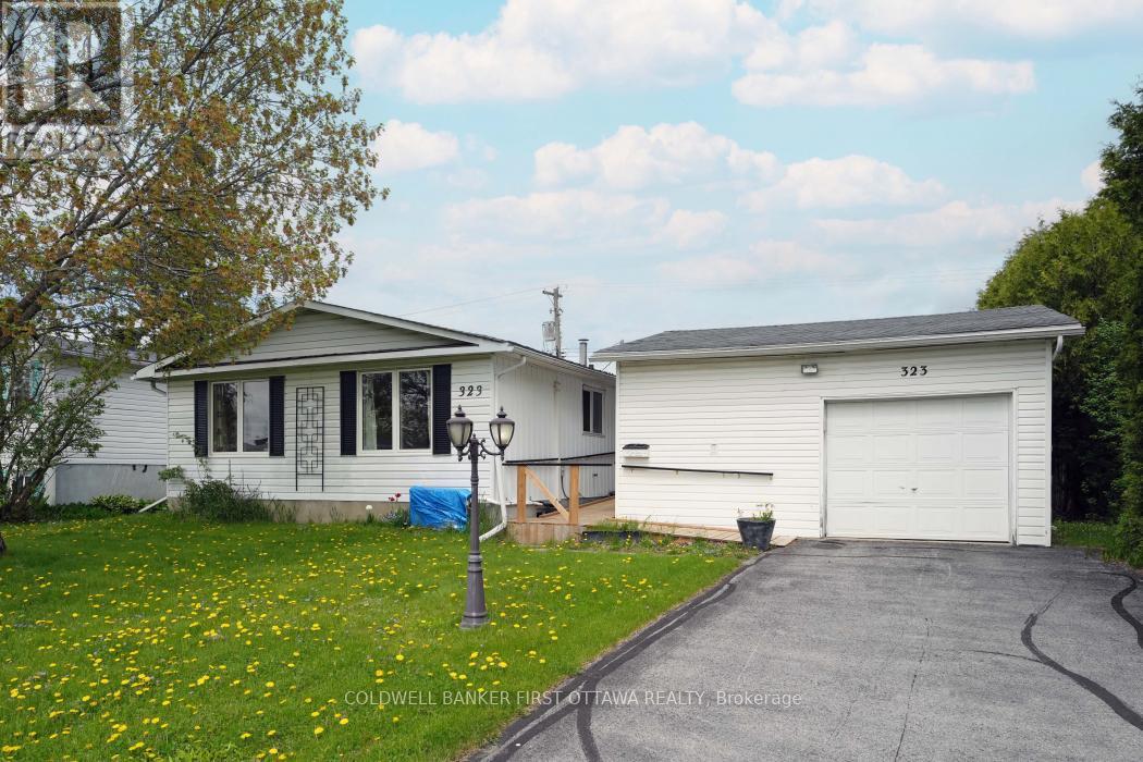 Property at 323 AMIENS STREET image 1