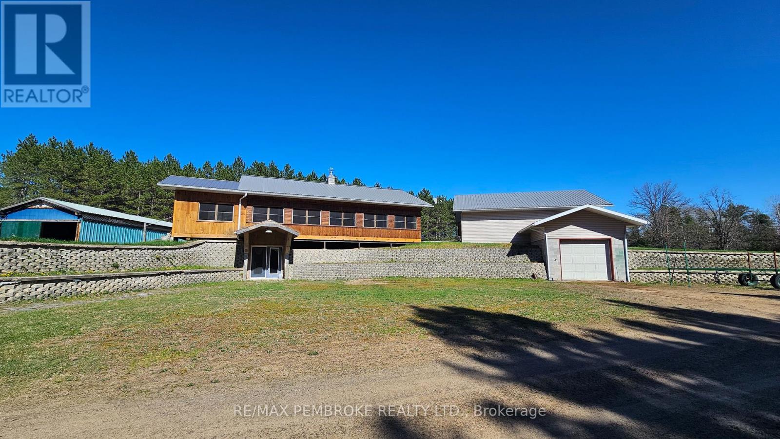 4293 Round Lake Road, Killaloe, Ontario  K0J 2A0 - Photo 15 - X12152289
