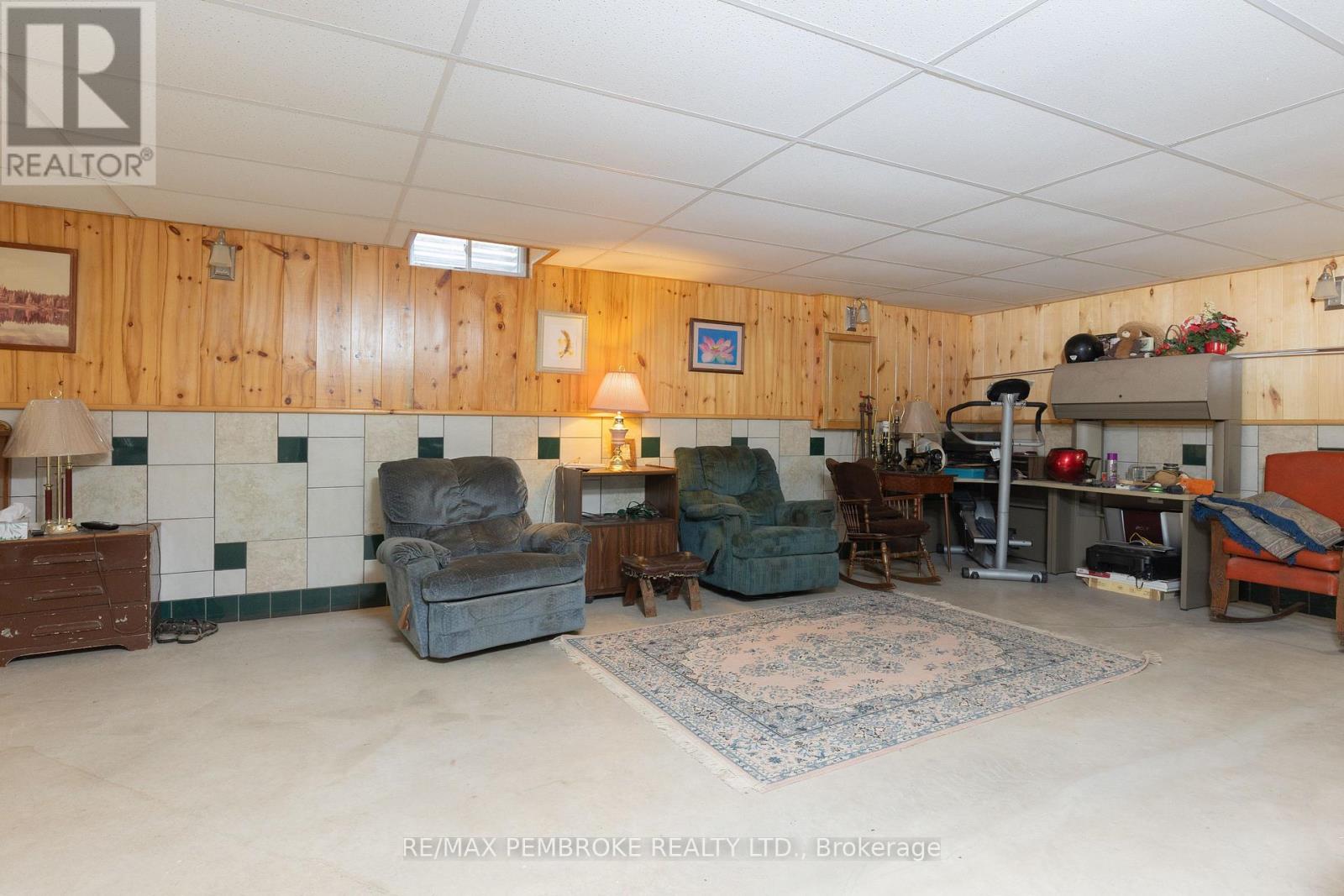 4293 Round Lake Road, Killaloe, Ontario  K0J 2A0 - Photo 27 - X12152289