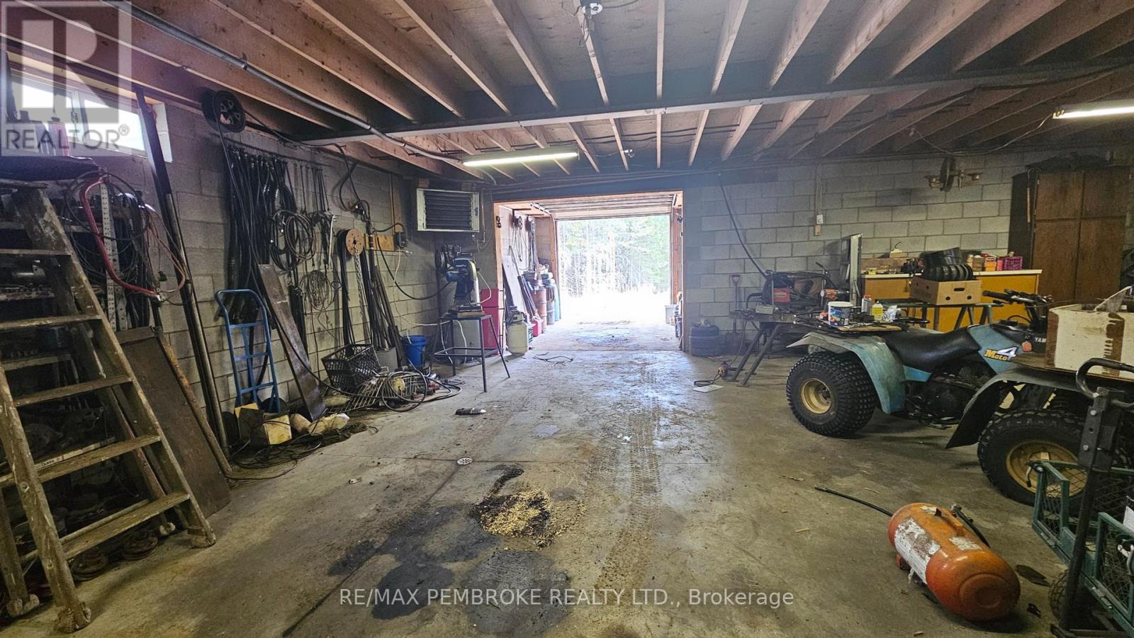 4293 Round Lake Road, Killaloe, Ontario  K0J 2A0 - Photo 34 - X12152289