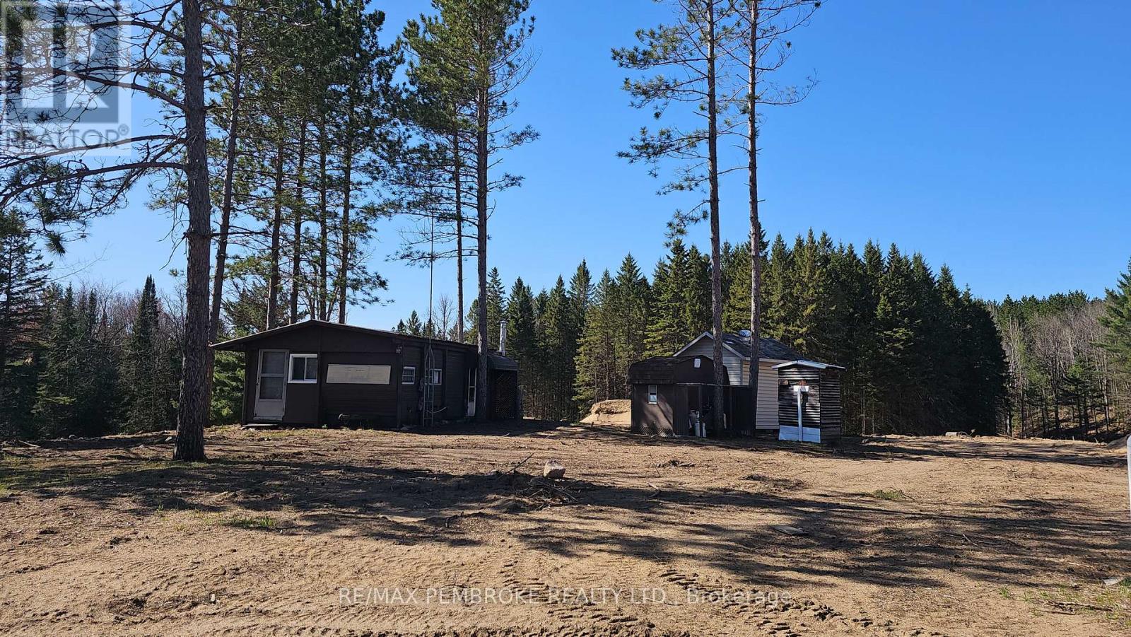 4293 Round Lake Road, Killaloe, Ontario  K0J 2A0 - Photo 44 - X12152289
