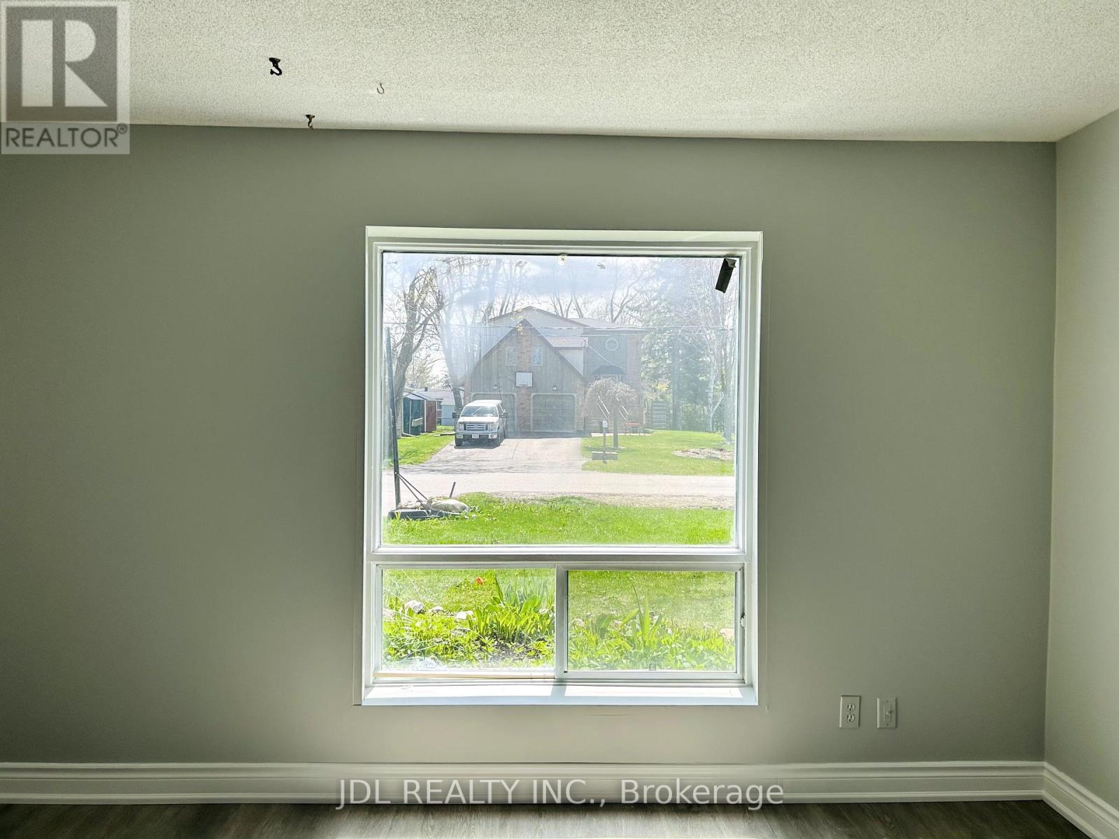 Unit 2 - 212 Ways Bay Drive, Georgina, Ontario  L4P 2M7 - Photo 10 - N12152741