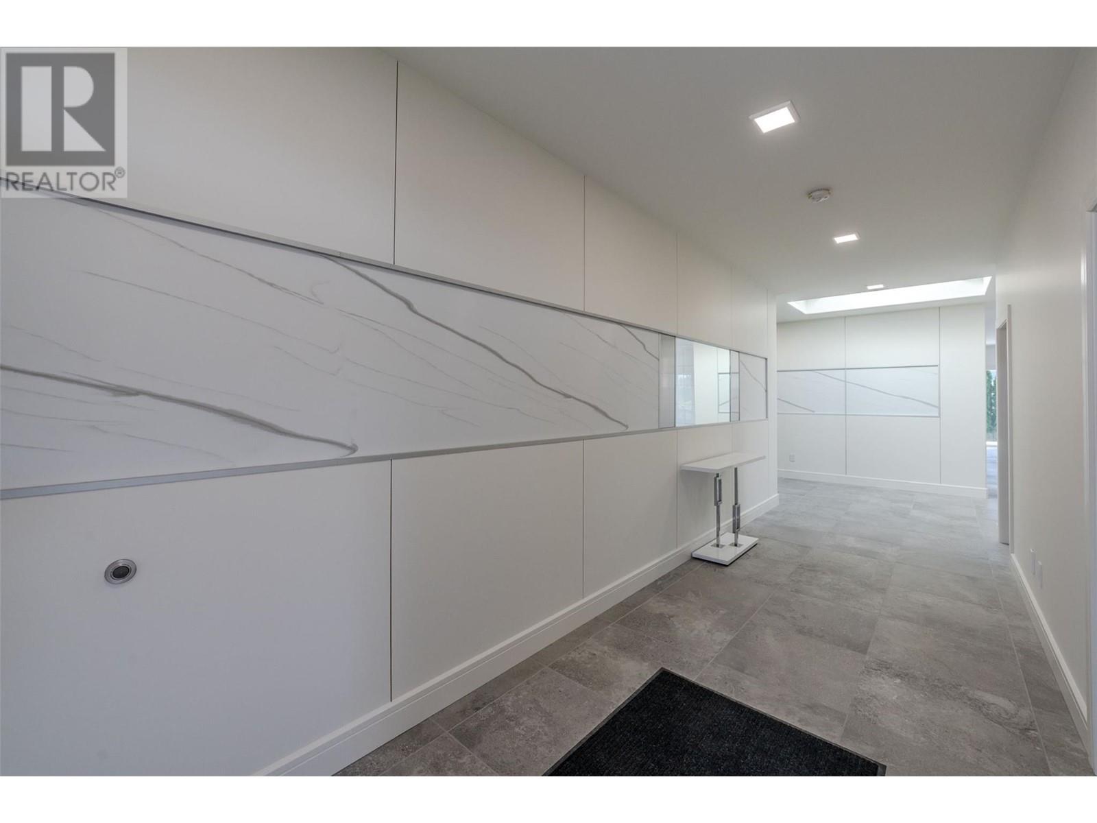 1723 Treffry Place, Summerland, British Columbia  V0H 1Z9 - Photo 7 - 10348215