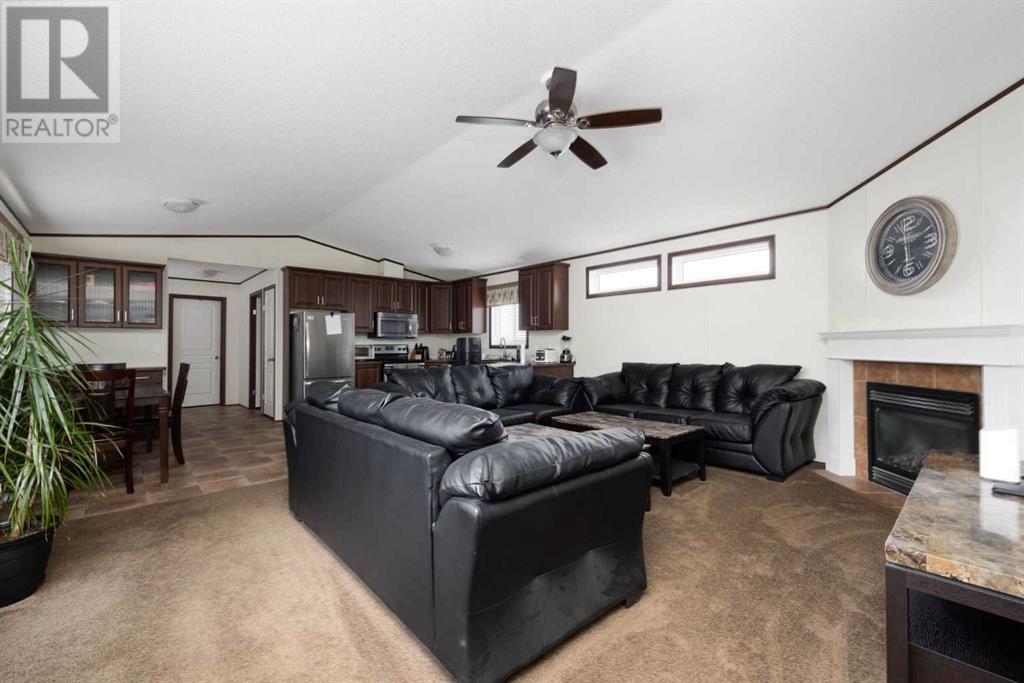 184 Greenwich Lane, Fort Mcmurray, Alberta  T9H 3Z3 - Photo 4 - A2220930