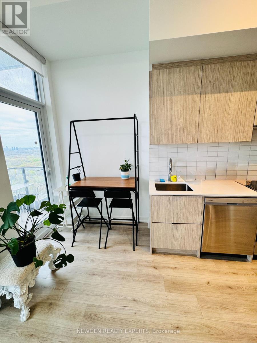 2807 - 395 Bloor Street E, Toronto, Ontario  M4W 1H7 - Photo 12 - C12147456