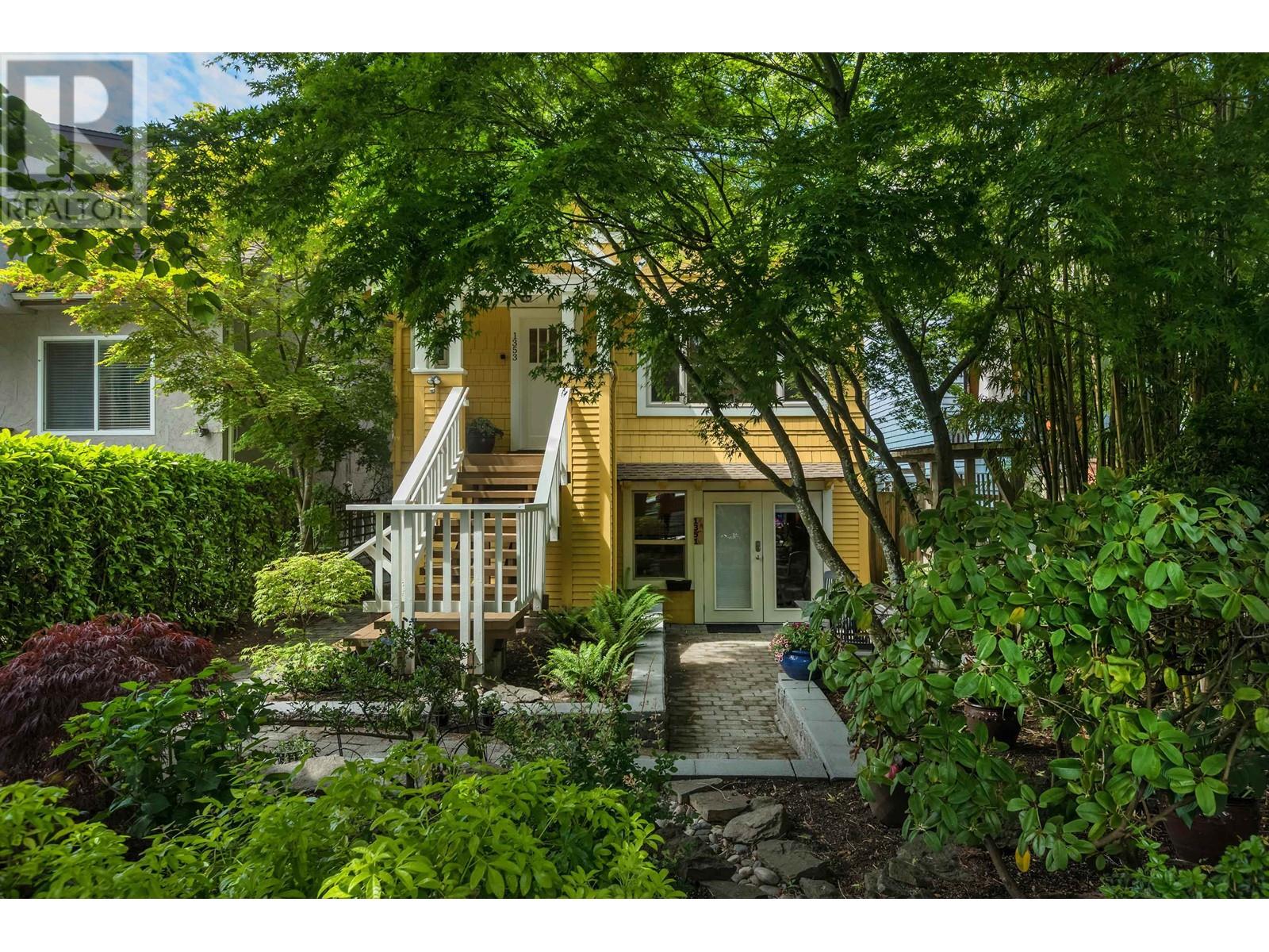 1353 Maple Street, Vancouver, British Columbia  V6J 3S1 - Photo 2 - R3003512