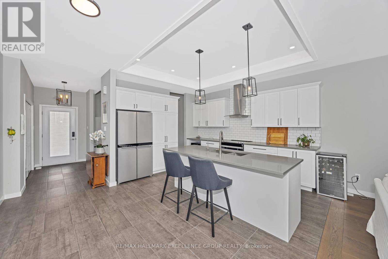 628 Cobalt Street, Clarence-Rockland, Ontario  K4K 0L4 - Photo 11 - X12152758