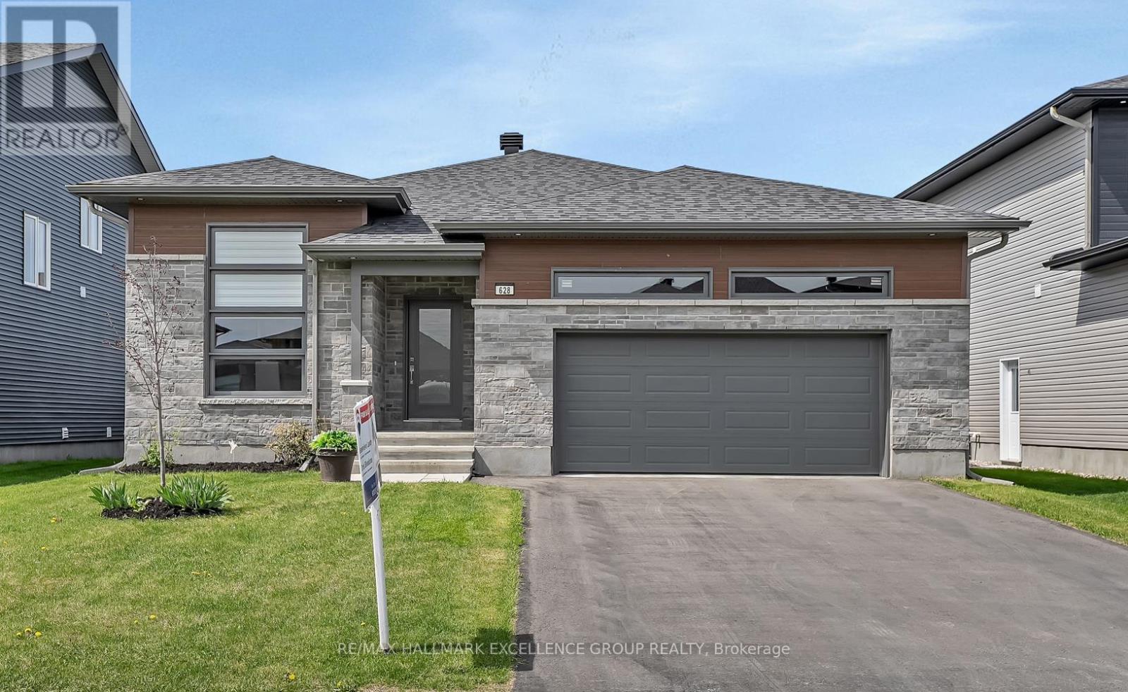 628 Cobalt Street, Clarence-Rockland, Ontario  K4K 0L4 - Photo 2 - X12152758