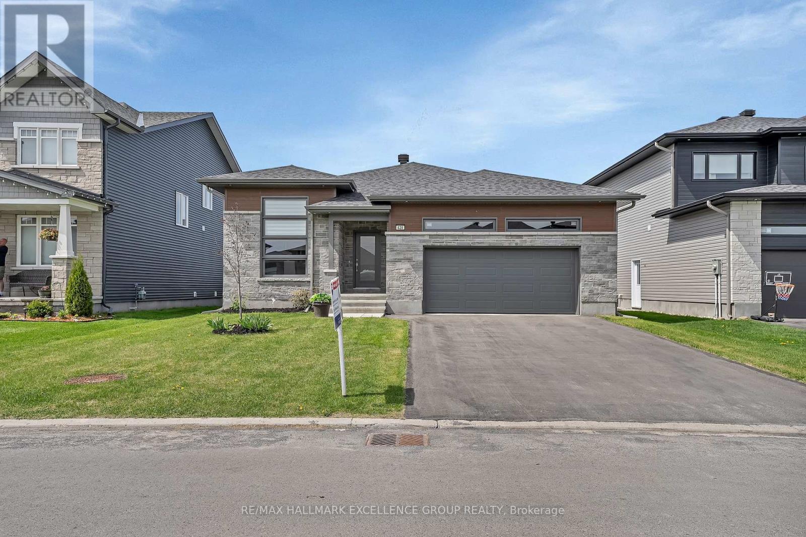 628 Cobalt Street, Clarence-Rockland, Ontario  K4K 0L4 - Photo 45 - X12152758