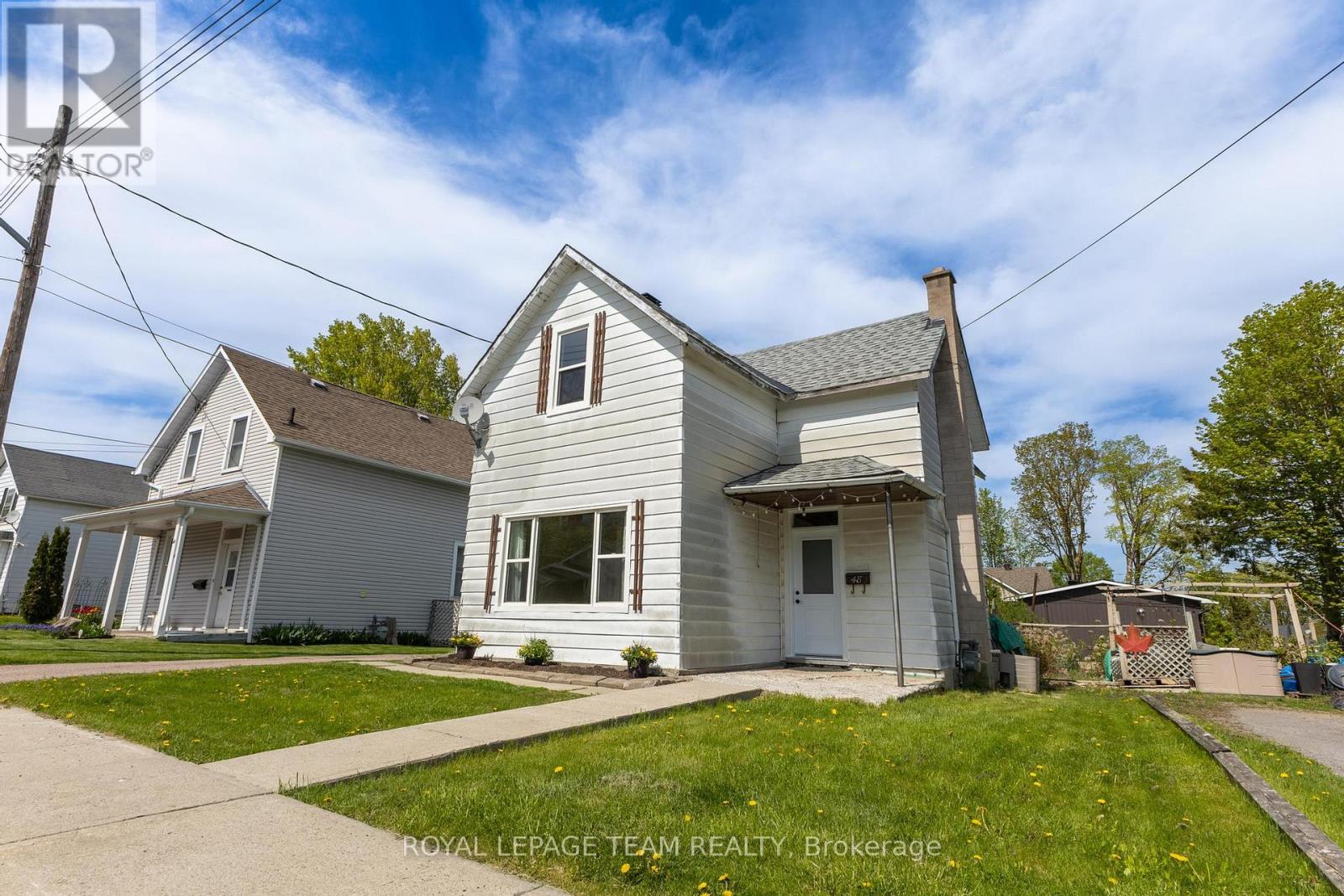 48 Mcgonigal Street E, Arnprior, Ontario  K7S 1L4 - Photo 2 - X12152762