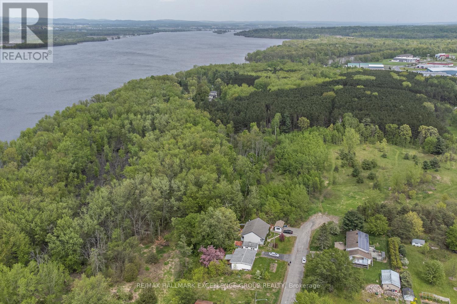 103 Pigeon Street, Clarence-Rockland, Ontario  K4K 1J8 - Photo 11 - X12152771