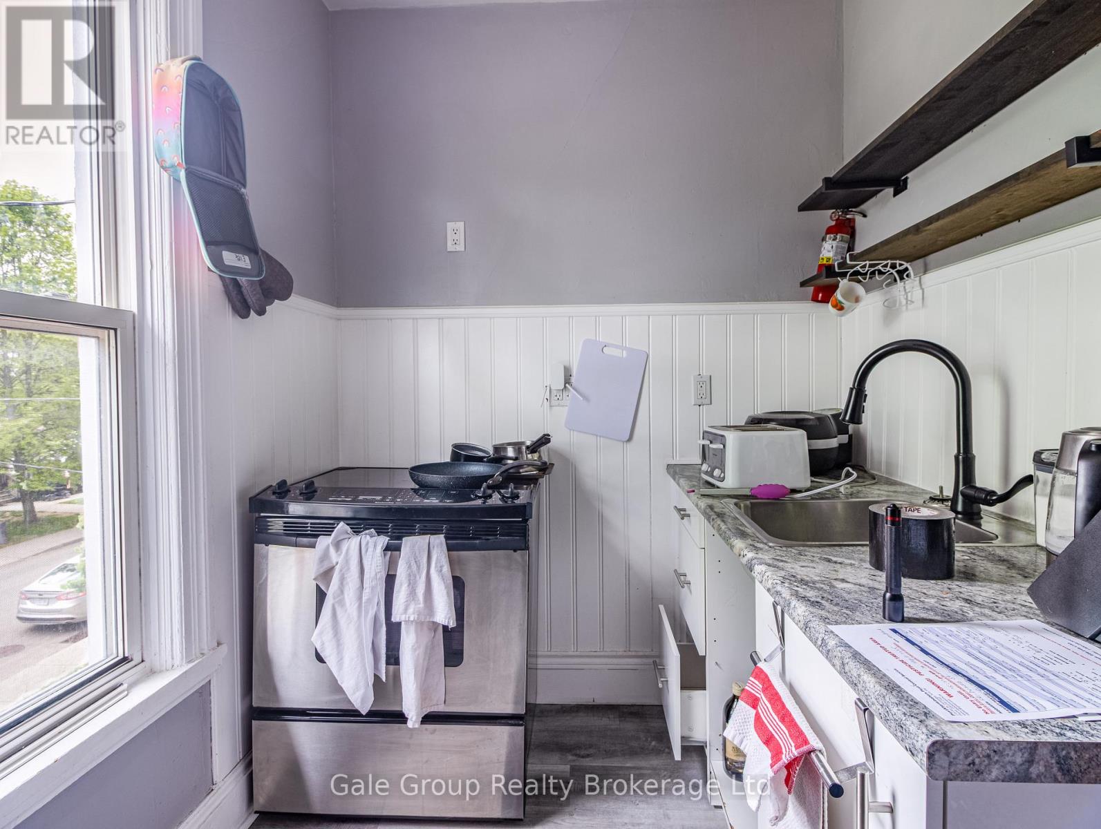 561 Princess Street, Woodstock, Ontario N4S 4H2 - Photo 10 - X12152761