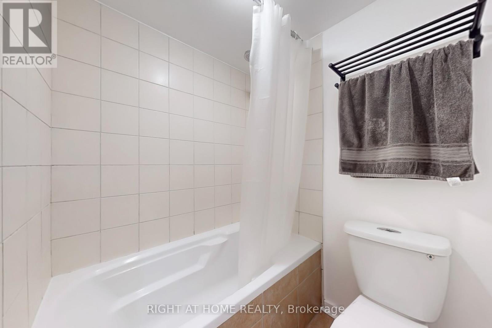 304 - 75 Dalhousie Street, Toronto, Ontario  M5B 2R9 - Photo 24 - C12152770