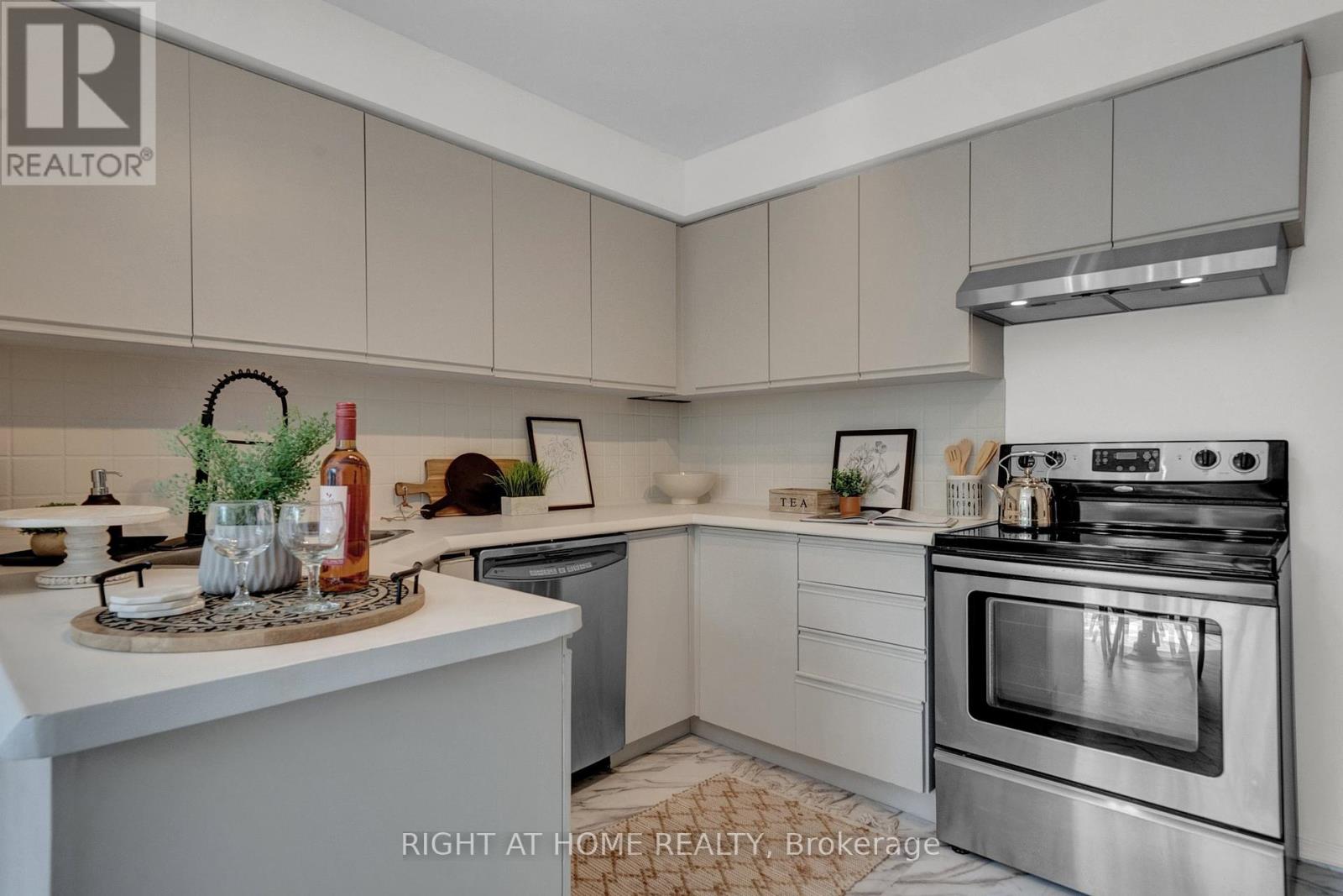 69 Reed Drive, Ajax (Central), Ontario  L1S 6T7 - Photo 17 - E12152783