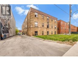 990 O'CONNOR DRIVE, Toronto, Ontario