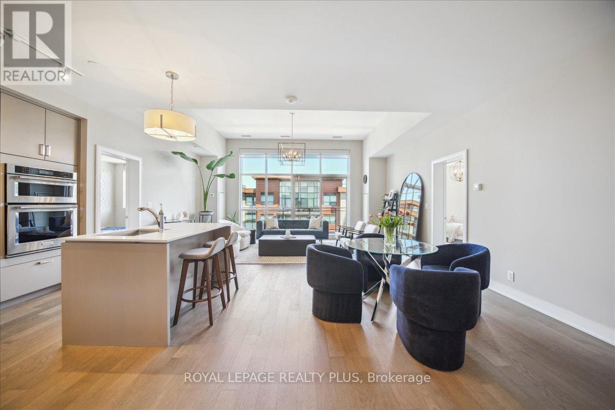 Property at 466 - 1575 LAKESHORE ROAD W image 2