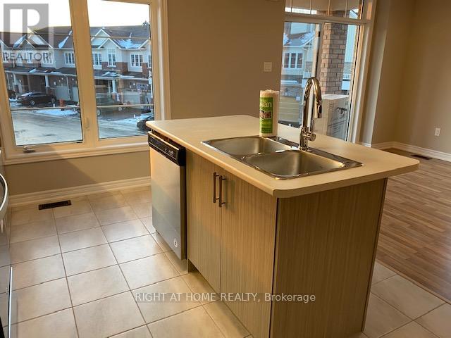 51 - 113 Hartley Avenue, Brant (Paris), Ontario  N3L 0K8 - Photo 10 - X12152780