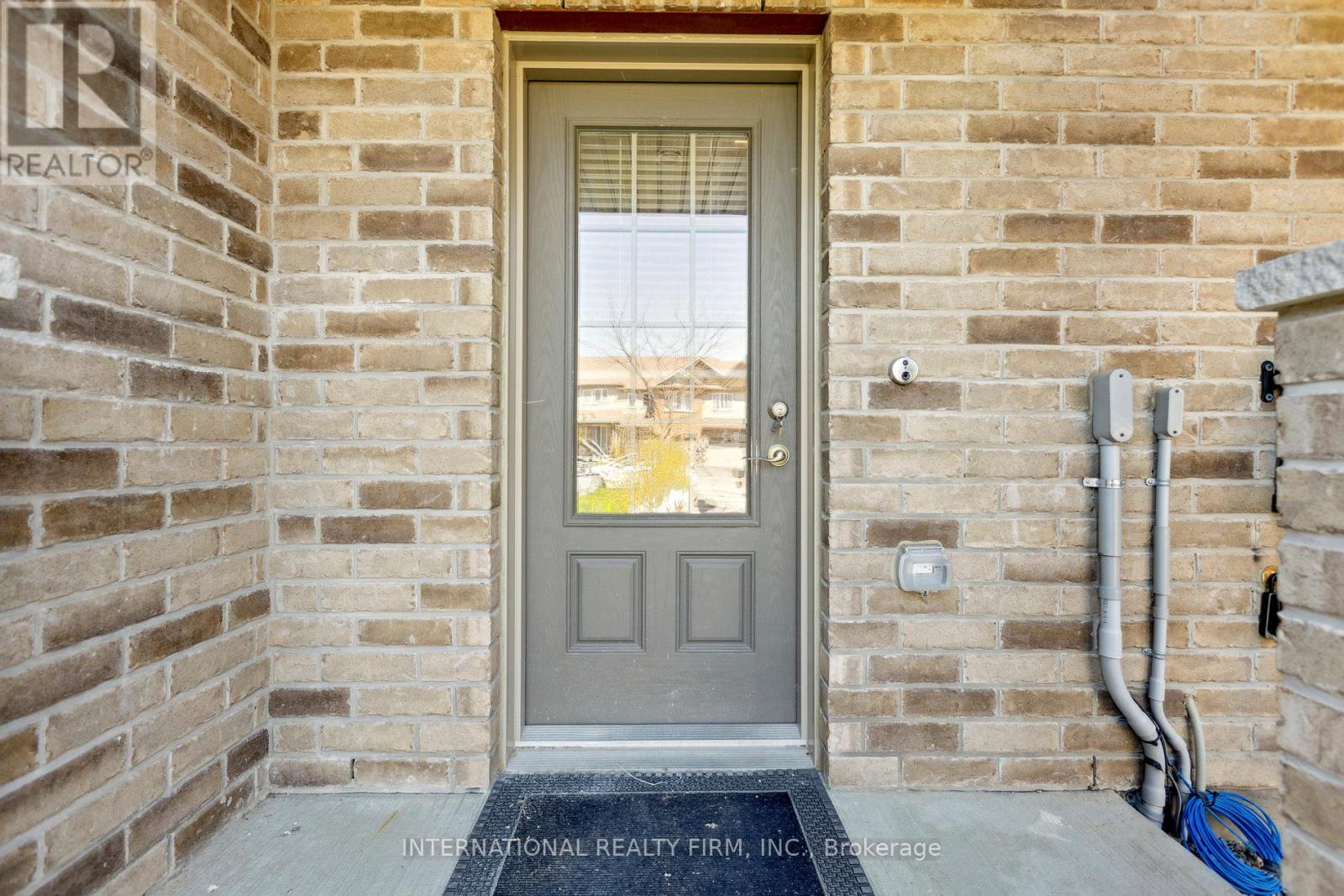 Property at 39 JEFFREY DRIVE image 3