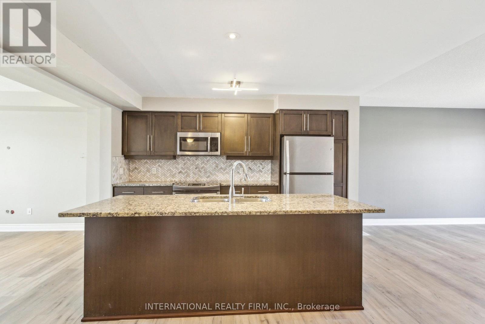 Property at 39 JEFFREY DRIVE image 4