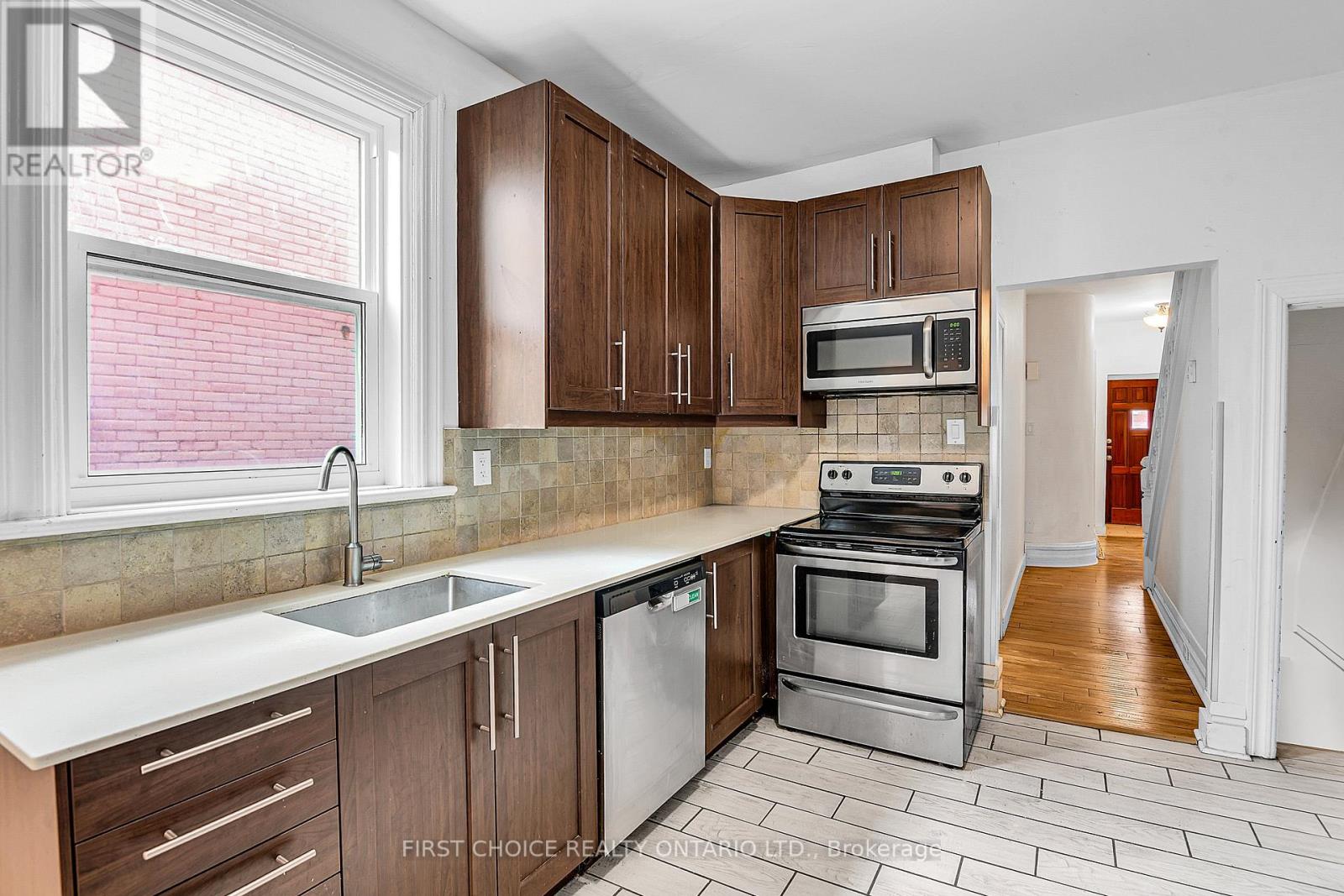 Property at 349 CHAPEL STREET image 5