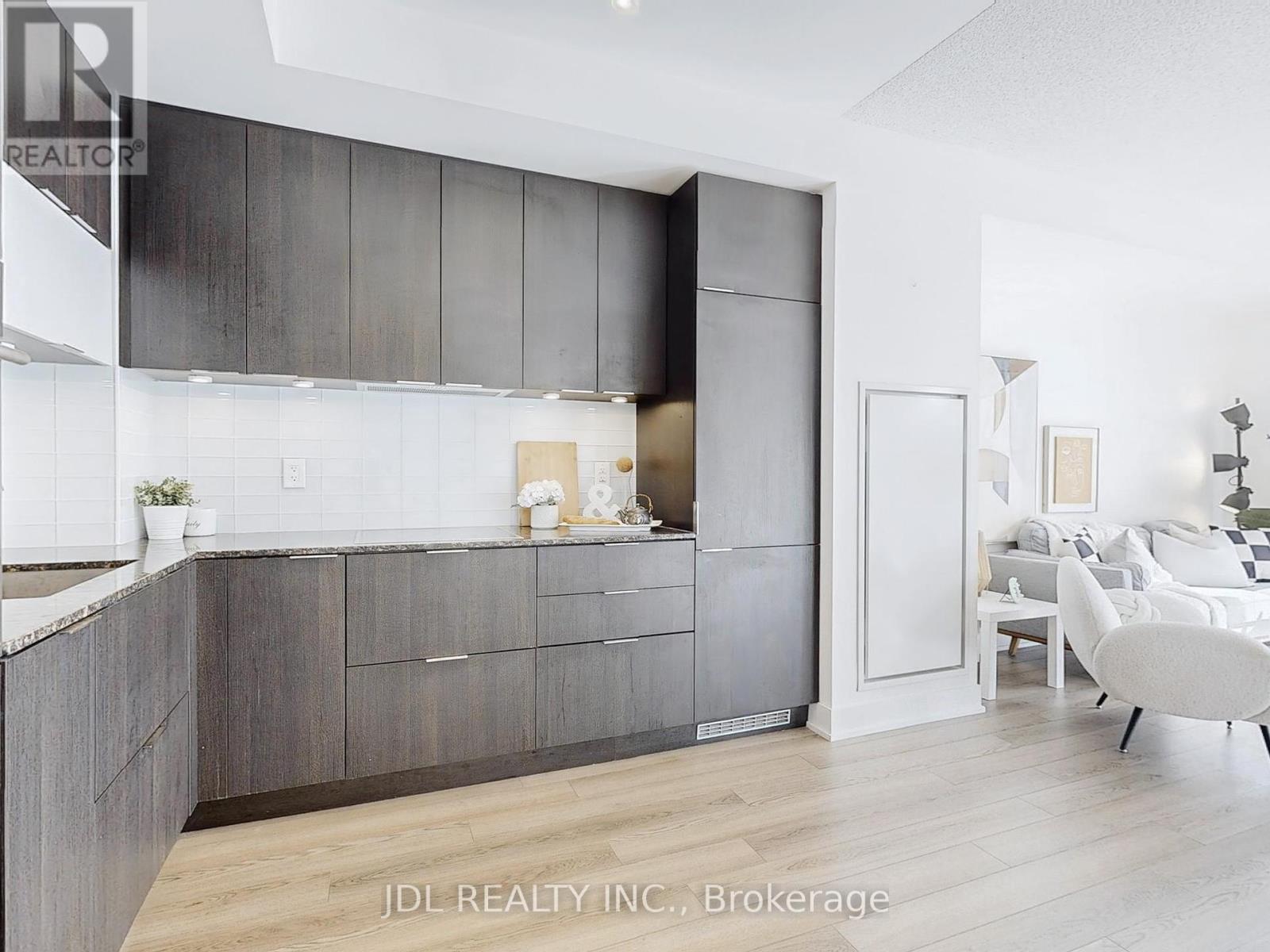 3107 - 318 Richmond Street W, Toronto (Waterfront Communities), Ontario  M5V 0B4 - Photo 14 - C12152797